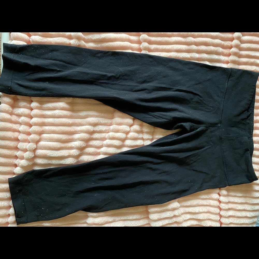 LuluLemon capris